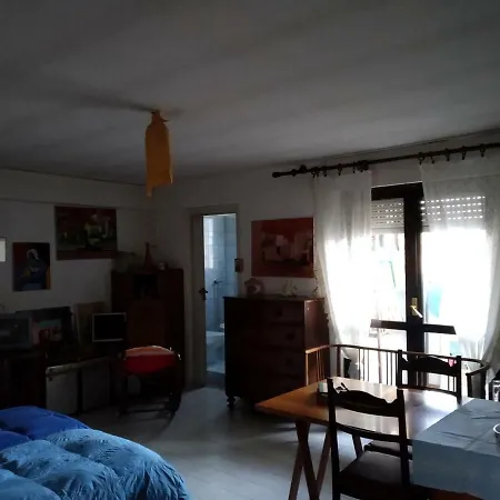 Vendégház Canvas *